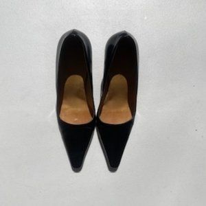 Authentic GUCCI Classic Leather Black Pumps